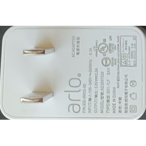 ADAPTADOR AC ARLO / NUMERO DE PARTE AD2037320 / 332-50032-02 / ENTRADA: 100-240V AC / SALIDA: 5.0V DC- 2.0A  / 332-50032-03	